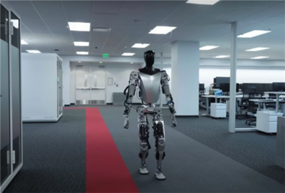 特斯拉人形機器人亮相門店 2萬美元售價背后的軟硬件研發突破